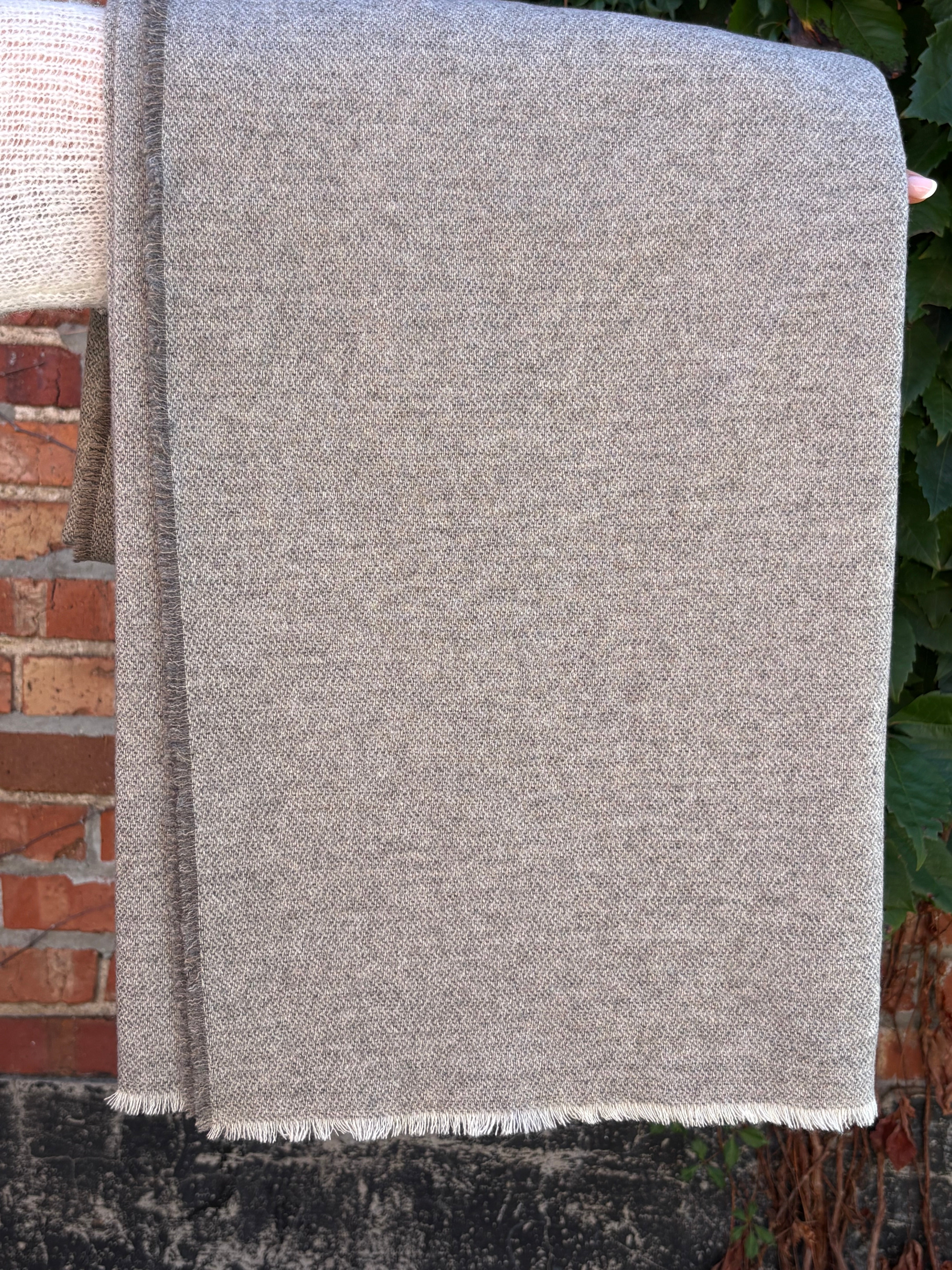 Spina Throw with Fringe
