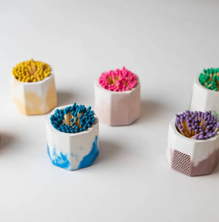 Match Holder with Matches and Striker