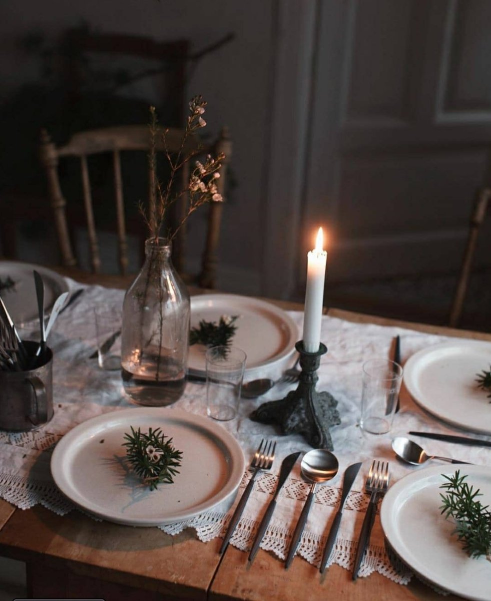 GOA Gold Five Piece Set of Flatware - Homebody Denver