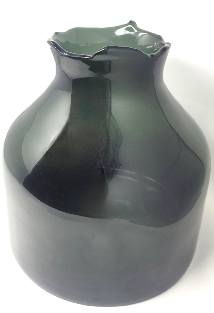 Uva Vase, Grey - Homebody Denver