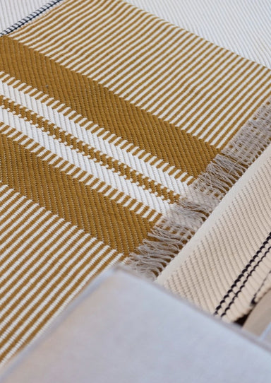Veja Runner Linen and Wool 2.5' x 7' - Homebody Denver